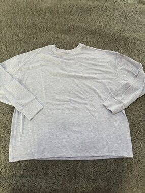 Abercrombie & Fitch Light Gray Long Sleeve Tee